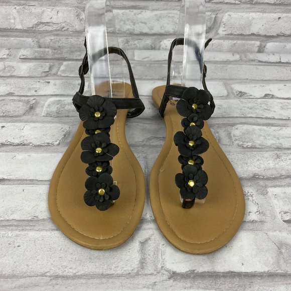 Rue 21 Black Sandals  Flowers Gold Accents SZ 7/8 - Picture 1 of 4